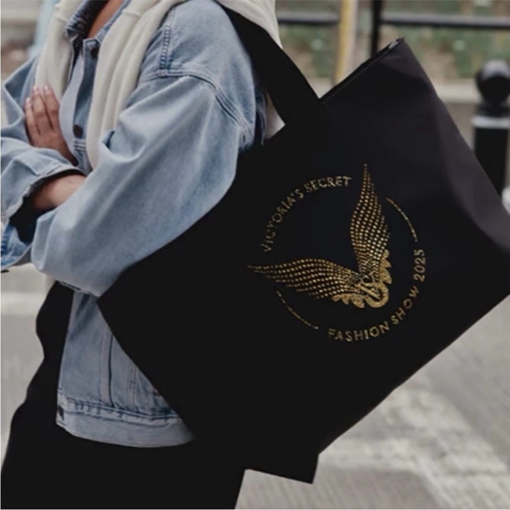 Victoria's Secret 2025 Fashion Show Tote Bag | Black